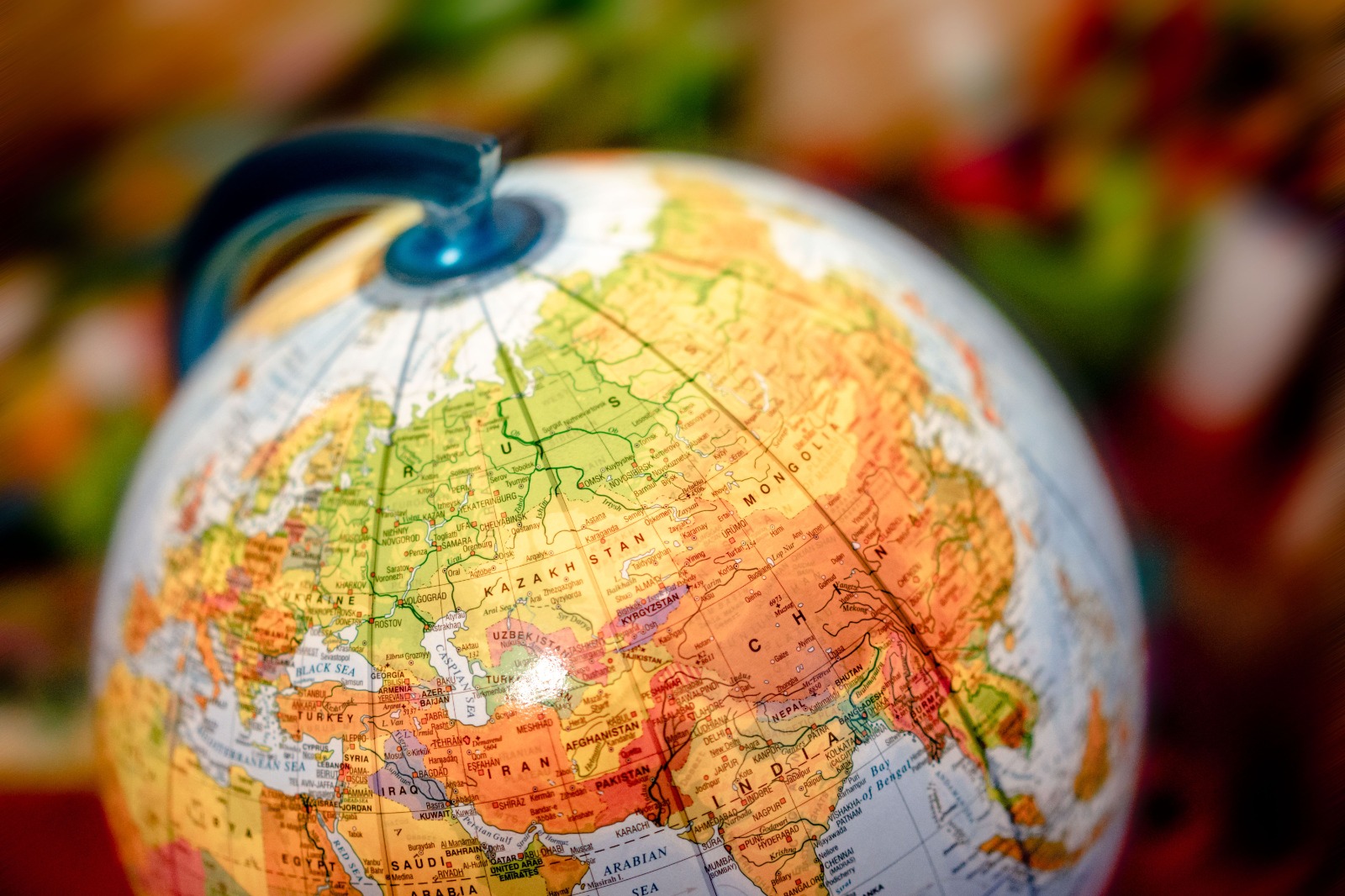 Geopolitical Uncertainty and Economic Transition Reshape Global Outlook as Governments Confront Structural Risks