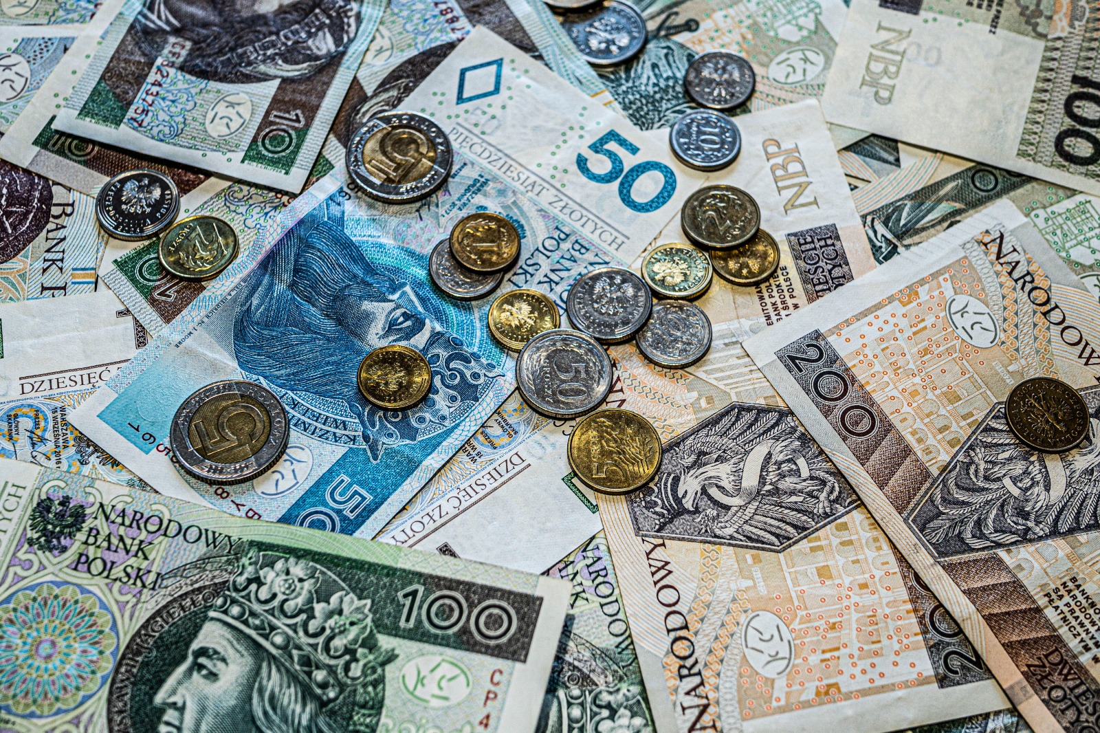 Central Banks Face Fresh Inflation Test as Energy Shock Complicates Monetary Policy Outlook